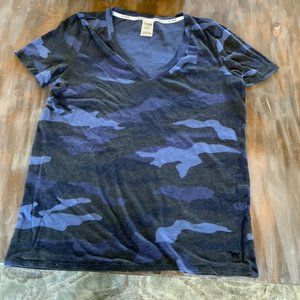 PINK Blue Camo V Neck T Shirt